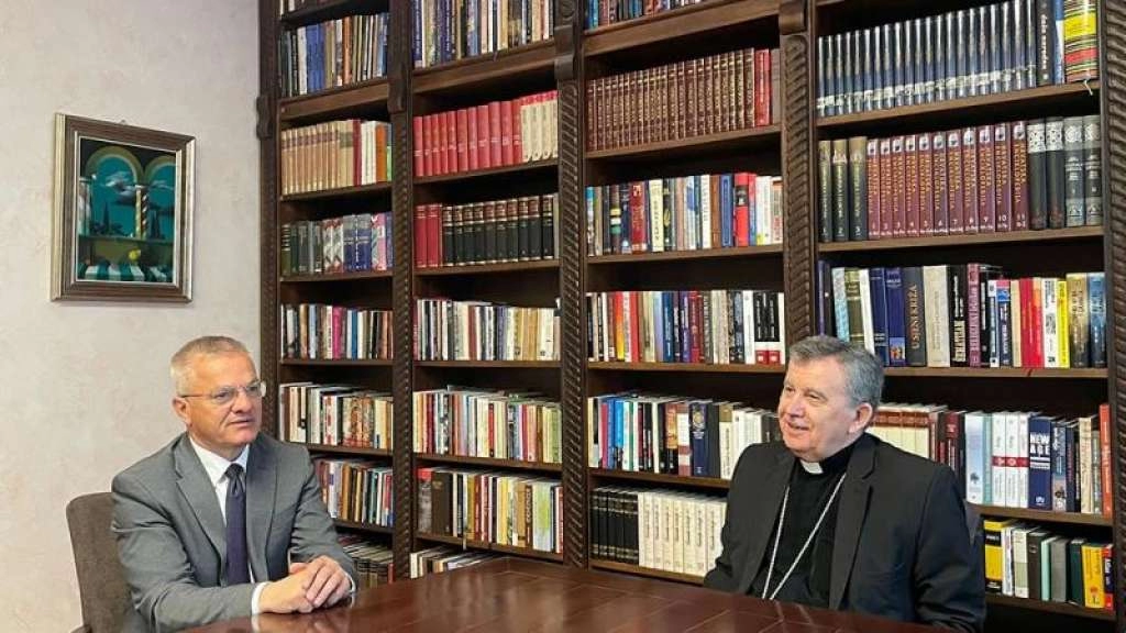 Izborna kampanja: Nadbiskup Vukšić sastao se s Milasom u Sarajevu